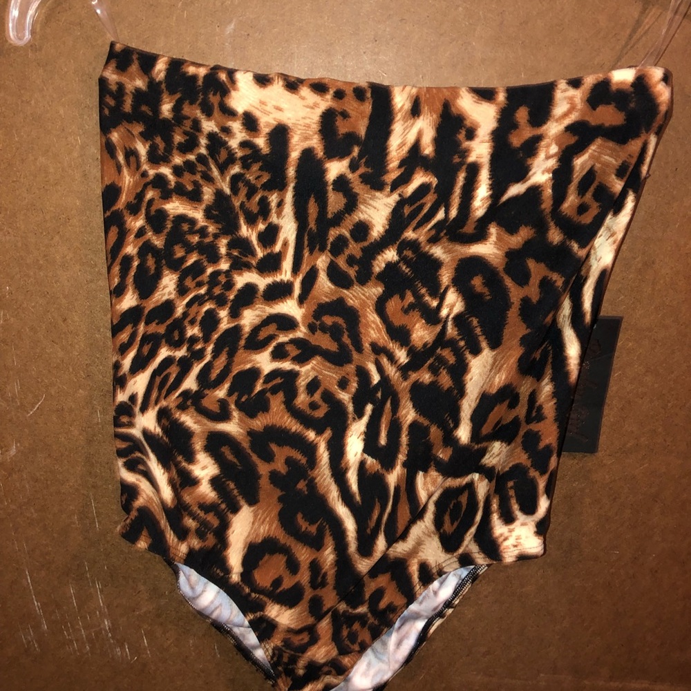 Strapless Body Suit